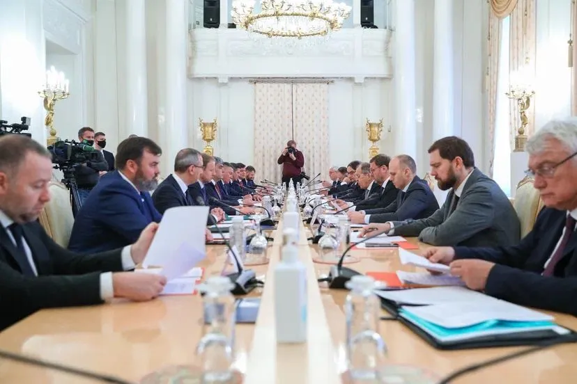 Андрей Бетин представил Сергею Лаврову опыт международного культурного сотрудничества Нижегородской области