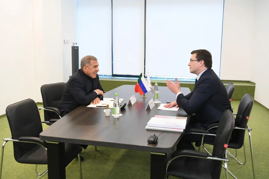 Глеб Никитин провел рабочую встречу с Рустамом Миннихановым