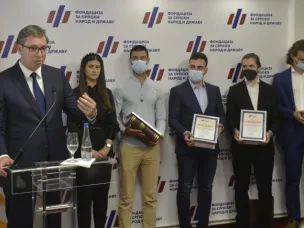 Диплом за победу в конкурсе научных эссе студентке НГЛУ передал лично Президент Сербии Александр Вучич
