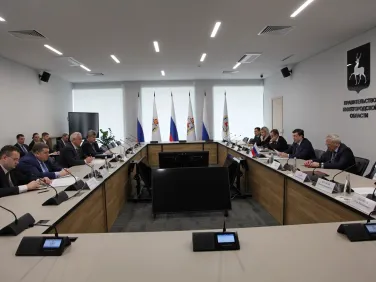 Глеб Никитин провел рабочую встречу с председателем коллегии Евразийской экономической комиссии Михаилом Мясниковичем