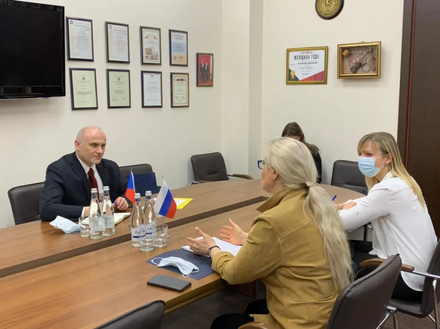 Ольга Гусева встретилась с представителем посольства Чехии в России Томашем Гартом