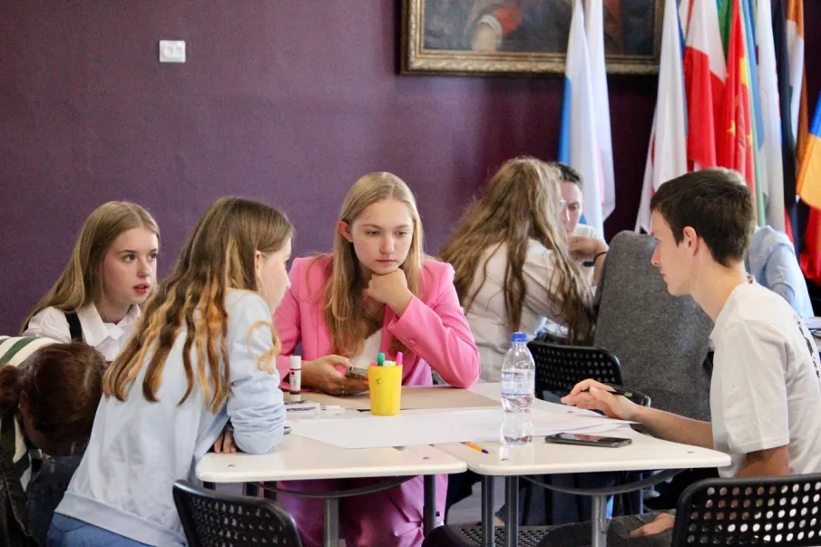 Участники проекта «Школа юного дипломата» узнали об истории фотографии и ее важности в жизни человека