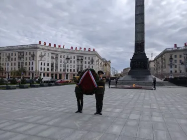 Глеб Никитин возложил венок к Монументу Победы в Минске
